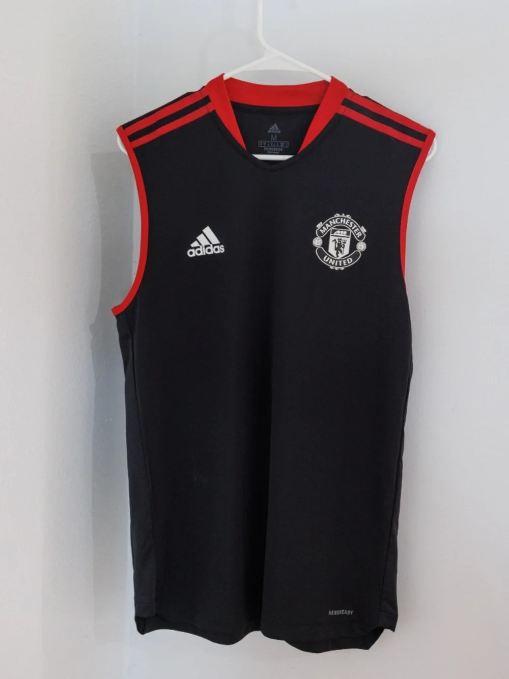 Adidas Man Utd training sleeveless shirt